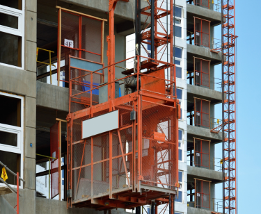 construction hoist operator career