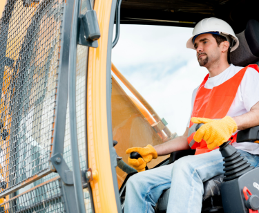 From Novice to Pro: How Crane Training Can Help You Land Your Dream Job in Construction