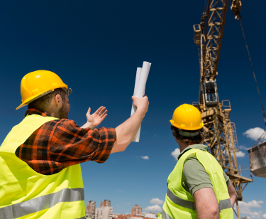 Hand signals on a safe and efficient construction site